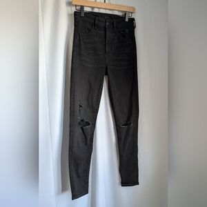 American Eagle Outfitters Black Distressed Jeans Skinny Stretch Size 6 or 27 in